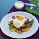 Recetas faciles de Láminas de papa con espárragos y tocineta