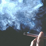 El humo del tabaco provoca sordera