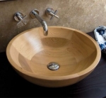 La madera en los lavabos