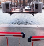 La Foto del día: 23-05-2011 "Paranoia en el Puente Colgante"