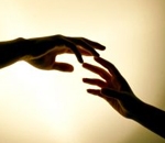 Cómo usar el tacto para atraer y seducir mujeres