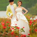 Con el vestido de novia en la cartera 